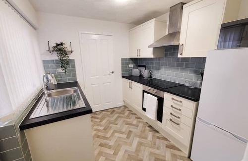 Doncaster House | Perfect for Contractors Business & Leisure Travel