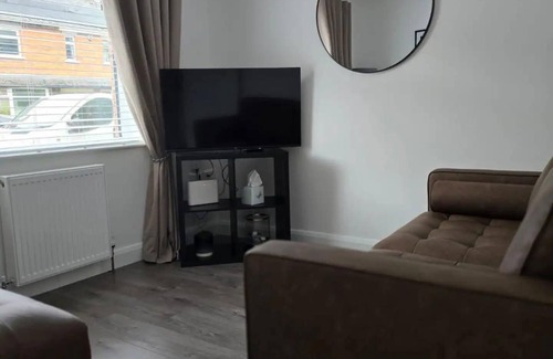 Ormeau House | Perfect home from home/Heart of Belfast/Sleeps 6