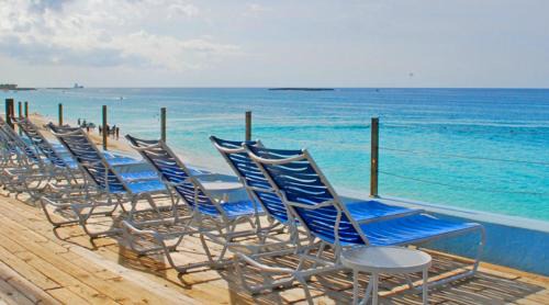 Paradise Island Villa | Perfect Island Retreat at Paradise Island Beach Club Villas