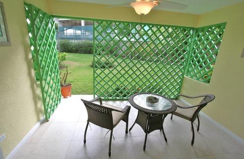 Hastings Apartment | Perfect location!