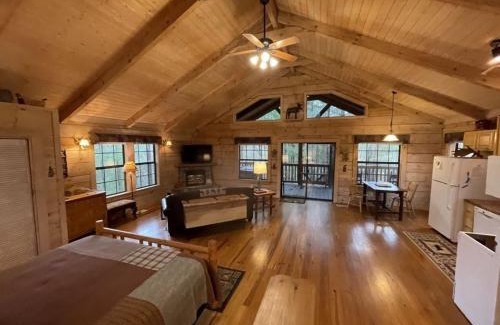 Tellico Plains House | Perfect Loose Moose - Dog and Motorcycle Friendly Home