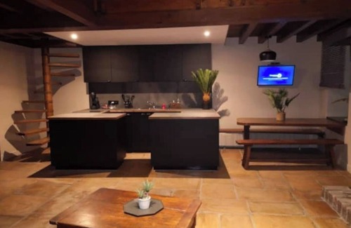 Perouges House | Perougeoise house with private jacuzzi