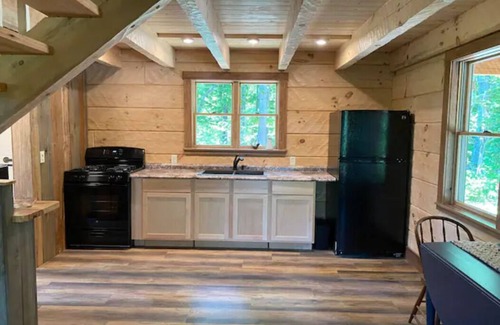 Logan Cabin | Persimmon - Hand hewn private log cabin with views