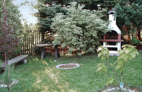 Waltershausen Apartment | Pet friendly apartment