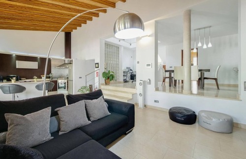Santa Maria del Cami Ski Chalet | Pet-friendly, riders friendly, directo, quiet town near Palma