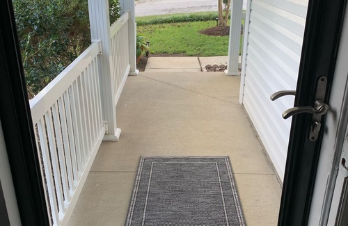 Apex House | Pet friendly 1,150 sqft one story, 3 bedrooms, 2 full bath home