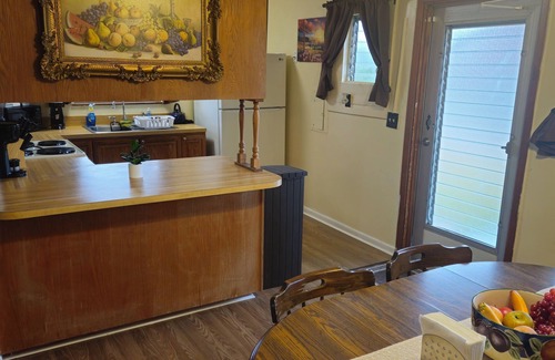Buckhead Ridge House | Pet Friendly 2 Bed 1 Bath Home on the water in delightful Buckhead Ridge