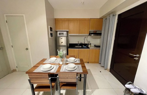 Poblacion District Condo | Pet Friendly 2BR Condo with PS4 near Abreeza Mall