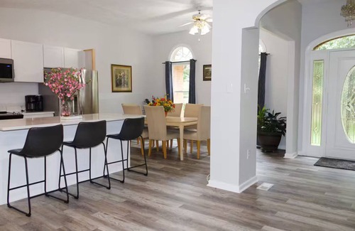 Short Pump House | Pet-Friendly 3BR Near Short Pump + Big Fenced Yard