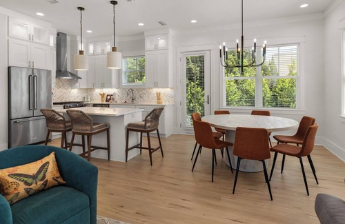 Seagrove Beach House | Pet Friendly 5BR near 30A & Beaches + Free Tix: Golf, Dolphin Cruise & More!