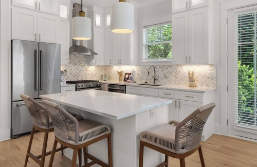 Seagrove Beach House | Pet Friendly 5BR near 30A & Beaches + Free Tix: Golf, Dolphin Cruise & More!
