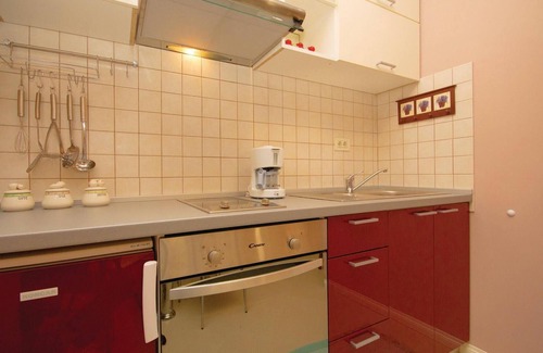 Opric Apartment | Pet friendly apartment in Ika with WiFi
