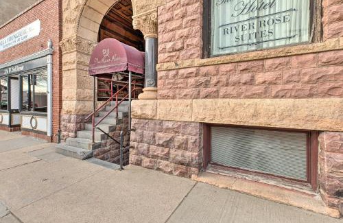 Yankton Apartment | Pet-Friendly Apt Walk to Missouri River!