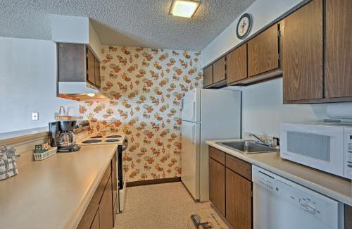 Wildernest Apartment | Pet-Friendly Apt with Views 6 Mi to Keystone Resort