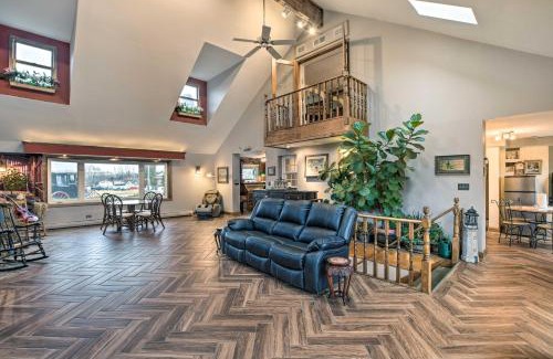 Hanover Park House | Pet-Friendly Bartlett Farmhouse with Deck!