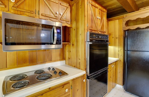 Vallecito Cottage | Pet-friendly Bayfield Cabin w/Game Room & Hot Tub