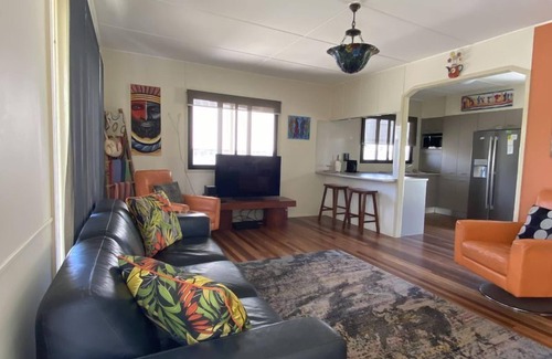 Maroochydore House | Pet friendly beach shack in the heart of Cotton Tree