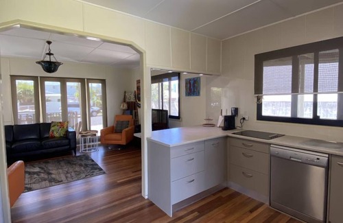 Maroochydore House | Pet friendly beach shack in the heart of Cotton Tree
