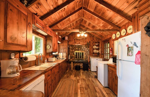 Thompson's Point Cottage | Pet-Friendly! Classic Maine Cottage Overlooking Sebago Lake with Beach Access