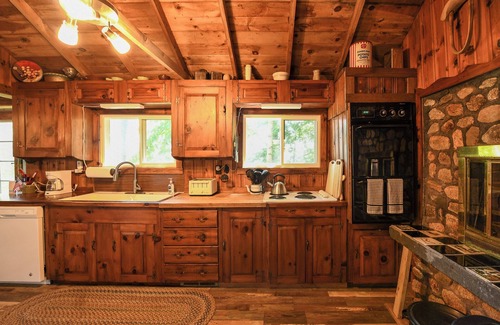Thompson's Point Cottage | Pet-Friendly! Classic Maine Cottage Overlooking Sebago Lake with Beach Access