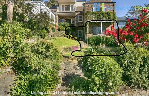 Collaroy Apartment | Pet friendly coastal retreat with ocean views. 5 min walk from beach.