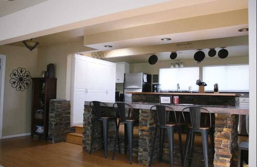 Morro Bay House | Pet Friendly Comfy Morro Bay Home