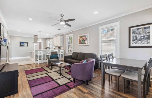 Cooper-Young Historic District House | Pet Friendly Cooper Young Gem