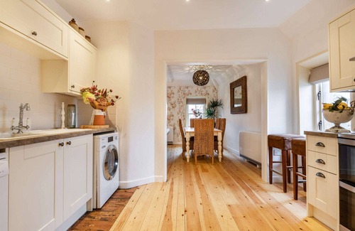 Guiting Power Cottage | Pet friendly Cotswold holiday accommodation with two bedrooms - The Cotswold Lady