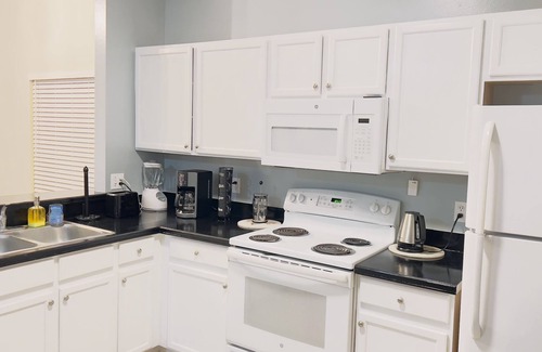 Indian Point House | Pet Friendly Entire Villa Private Heated Pool Close to Disney