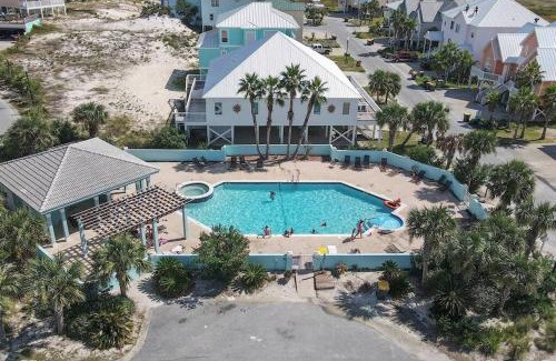 Fort Morgan House | Pet Friendly Ft Morgan Beach Home w/Views!