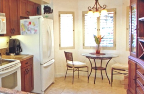 Palm Desert Condo | PET FRIENDLY Georgeous views and close to everything
