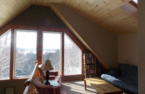 Moultonborough House | Pet Friendly getaway sleeps 8n