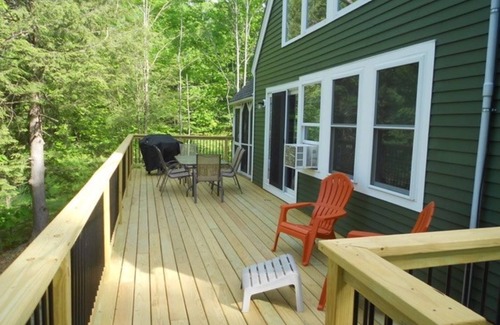 Moultonborough House | Pet Friendly getaway sleeps 8n