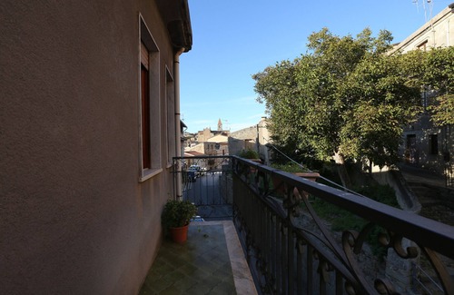 Ficarra House | Pet-Friendly Holiday Home 'Casa Russo a Ficarra'