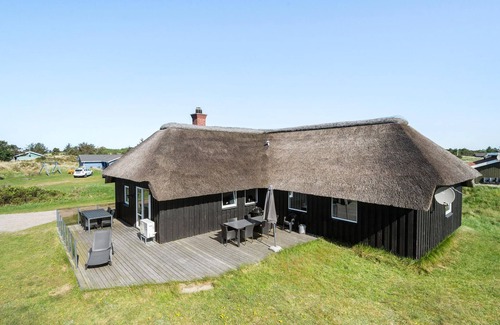 Vejers Strand House | Pet friendly home in Vejers Strand