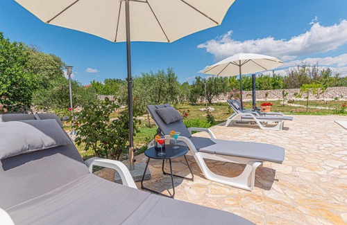 Unesic House | Pet friendly home in Vinovo Donje