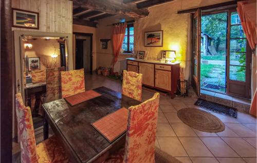 Marsac-sur-Don House | Pet Friendly Home In Marsac Sur Don