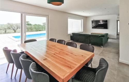 Babici House | Pet Friendly Home In Babici