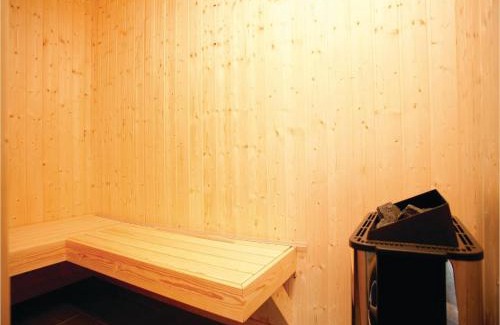 Haslevgarde House | Pet Friendly Home In Hadsund With Wifi