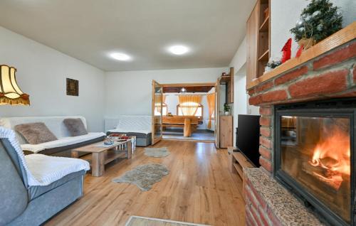 Ivanec House | Pet Friendly Home In Ivanec With Wifi