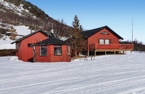 Masy House | Pet friendly home in Snefjord with sauna