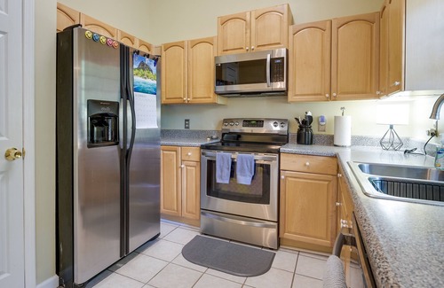 LaGrange House | Pet-Friendly LaGrange Vacation Rental w/Deck!