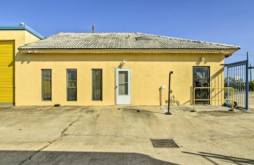 Laguna Vista Apartment | Pet-Friendly Laguna Vista Escape Near Boating
