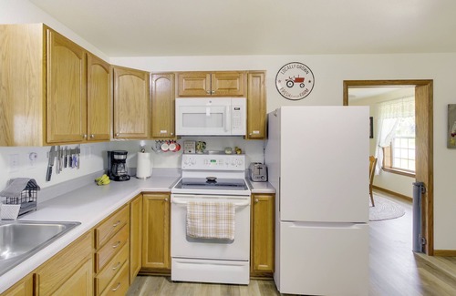 Montello House | Pet-Friendly Montello Home w/Fire Pit!