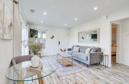 South Oceanside House | Pet-Friendly Oceanside Gem with Patio, Walk to Beach