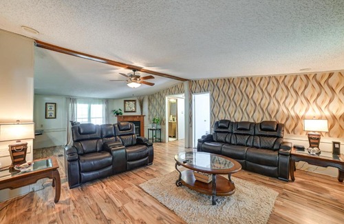 Springville House | Pet-Friendly Springville Home Near Kentucky Lake!