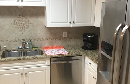 Ocean Isle Beach House | Pet Friendly Townhome Between Ocean Isle and Sunset Beach