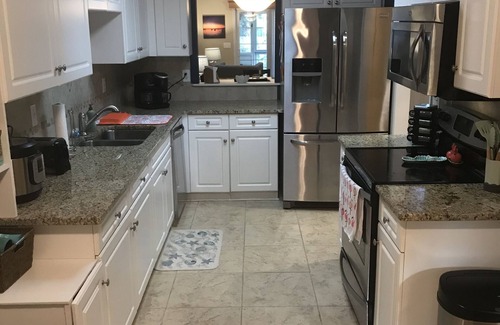 Ocean Isle Beach House | Pet Friendly Townhome Between Ocean Isle and Sunset Beach