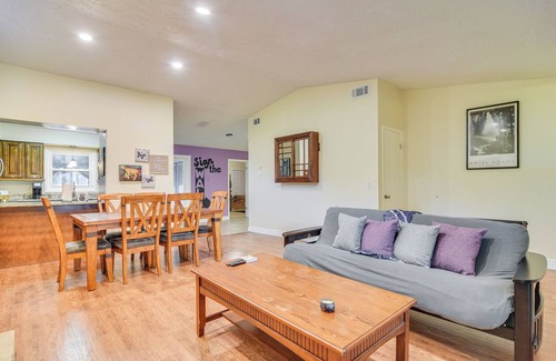 Oldsmar House | Pet-Friendly Tampa Bay Getaway: Walk to the Water!