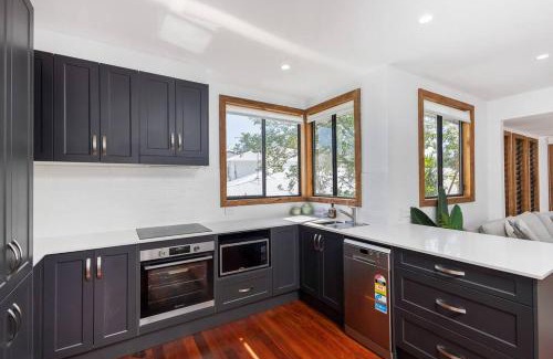 Sunshine Beach Apartment | Pet Friendly Tropical Escape in Sunshine Beach